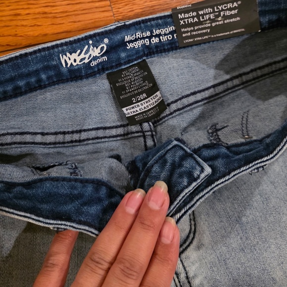 Bethany Mota Distressed Stretch Denim shorts Size 4 - Picture 3 of 4